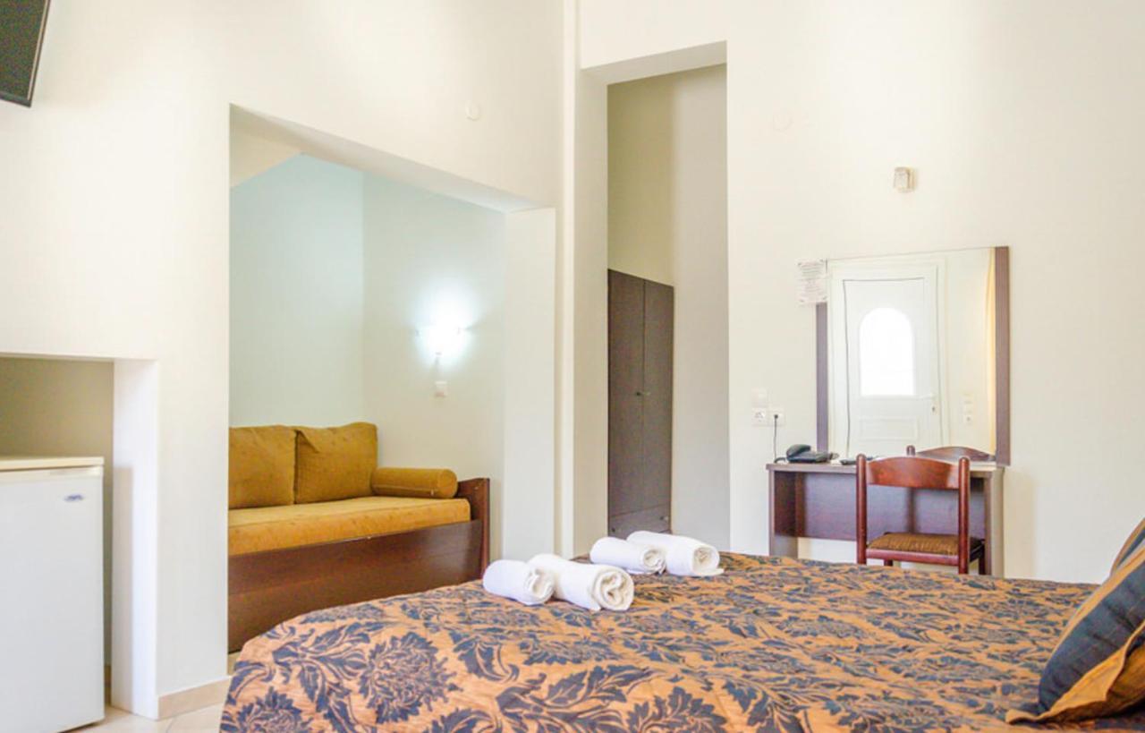 Delfini Hotel 斯卡拉伯塔麦斯 外观 照片